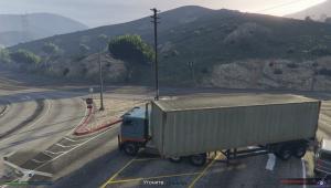 pc-79-grand-theft-auto-v-online-chetyre-treylera